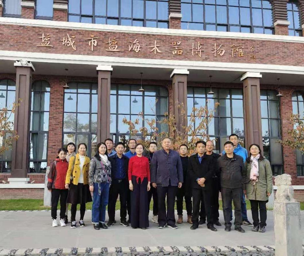 �}�����}��ľ�������^